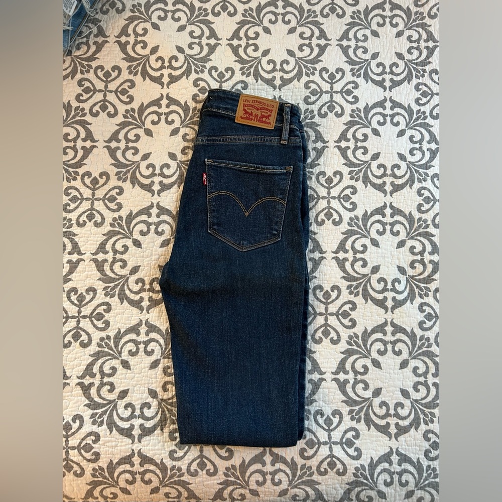 721 Levi’s jeans